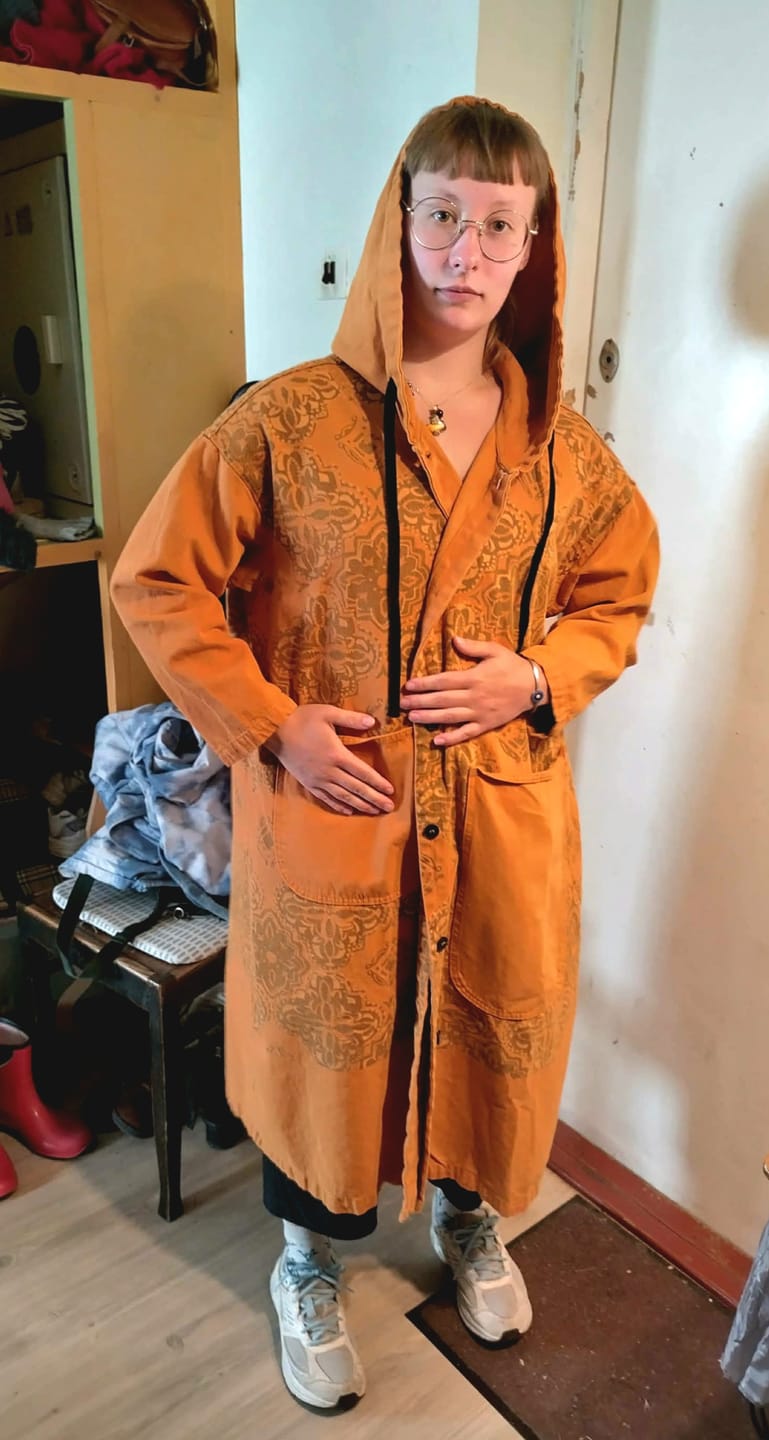 Customer photo review of Women Artsy Flower Spliced Long Denim Hooded Coat