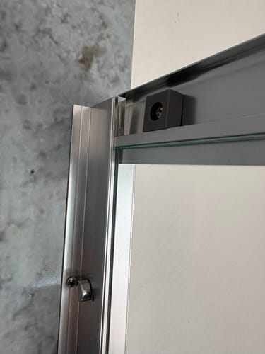 Customer photo review of SONNI Duschkabine Eckeinstieg Schiebetür ohne Duschtasse Ablaufgarnitur 70-120cm Höhe 185cm/195cm