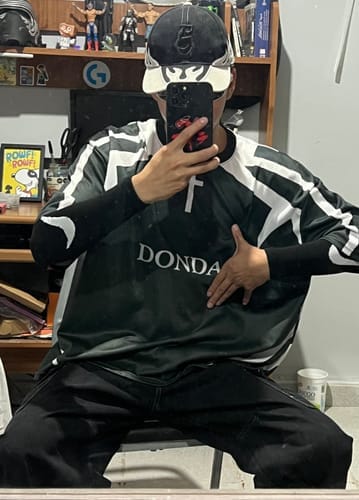 Customer photo review of Donda Jersey