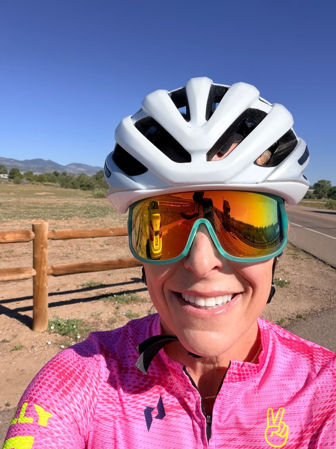 Customer photo review of PANACHE NATION26 - Women's Cargo Pocket Bib Short - PINK