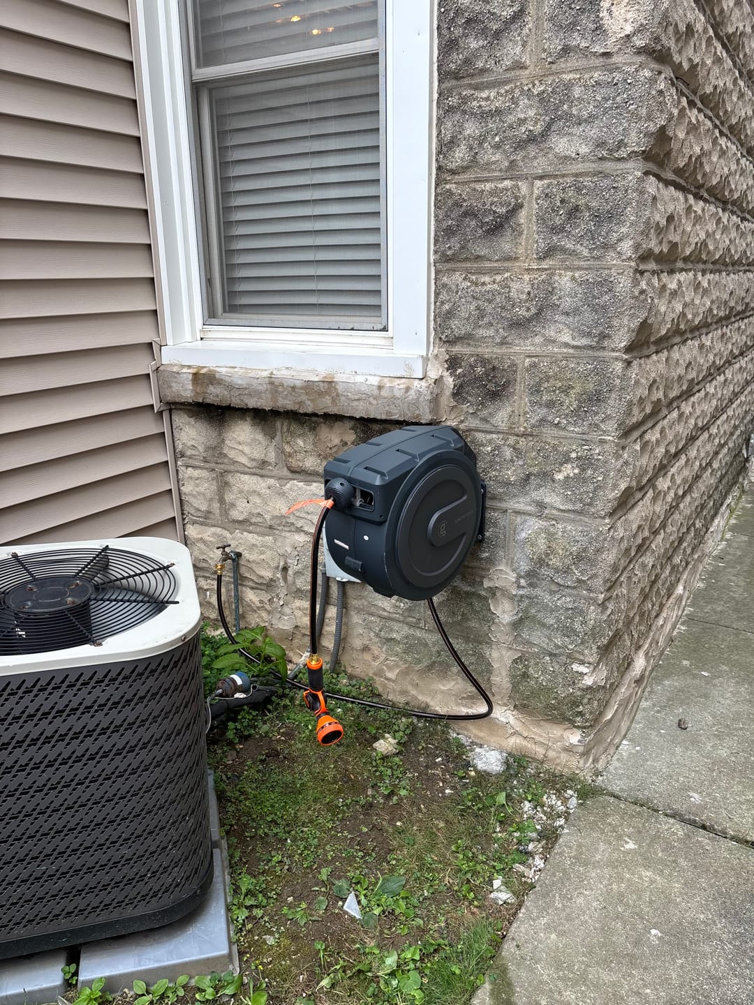 Customer photo review of Retractable Garden Hose Reel-1/2in-100ft