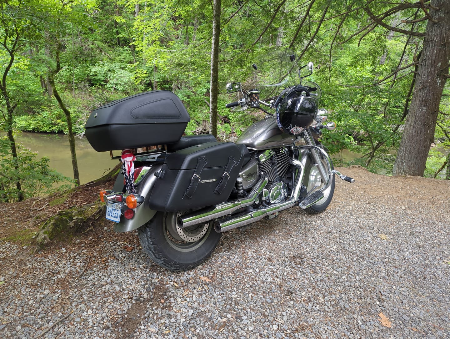 Customer photo review of 42L - Challenger XL Leather Wrapped Hard Motorcycle Trunk