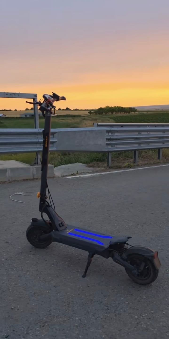Customer photo review of Ausom L2 Max Dual Motor E-scooter