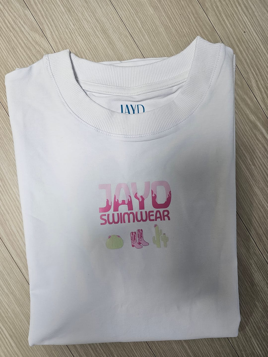 Customer photo review of JAYD T-shirt - Cowgirl