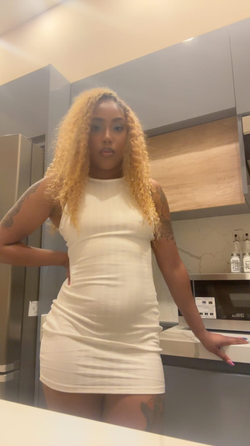 Customer photo review of #T1B/27/30/613 Ombre Blonde Water Curly Feather Crochet