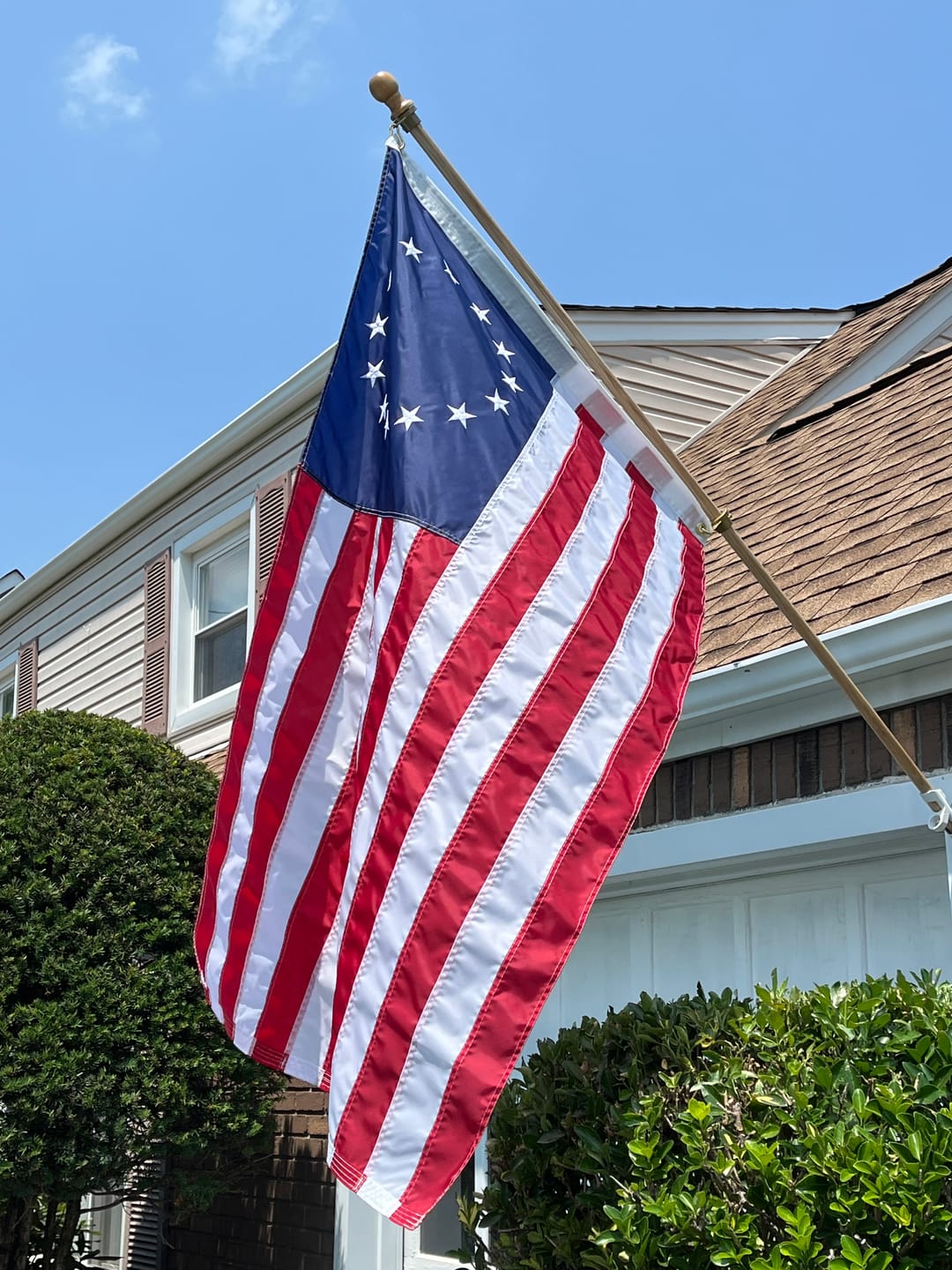 Customer photo review of 3' x 5' Betsy Ross Flag Set