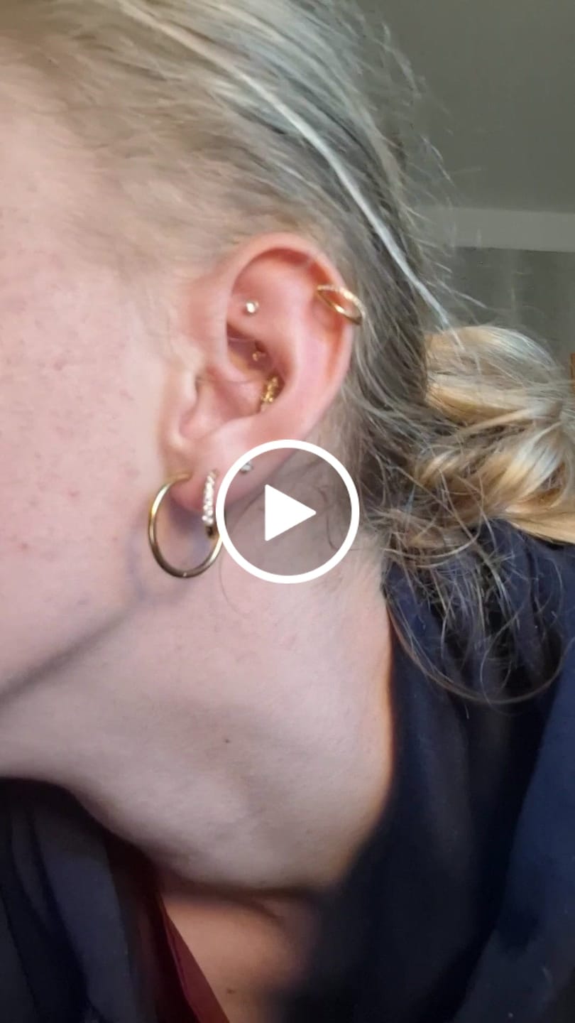 Customer video review of Britney Rook Piercing | Titan