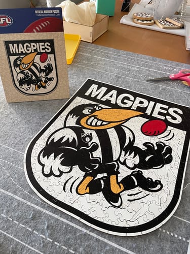 Customer photo review of Collingwood FC Retro Mascot - Wooden Puzzle
