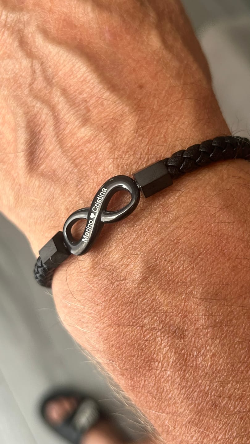 Customer photo review of Bracciale Personalizzato "A Mio Marito"