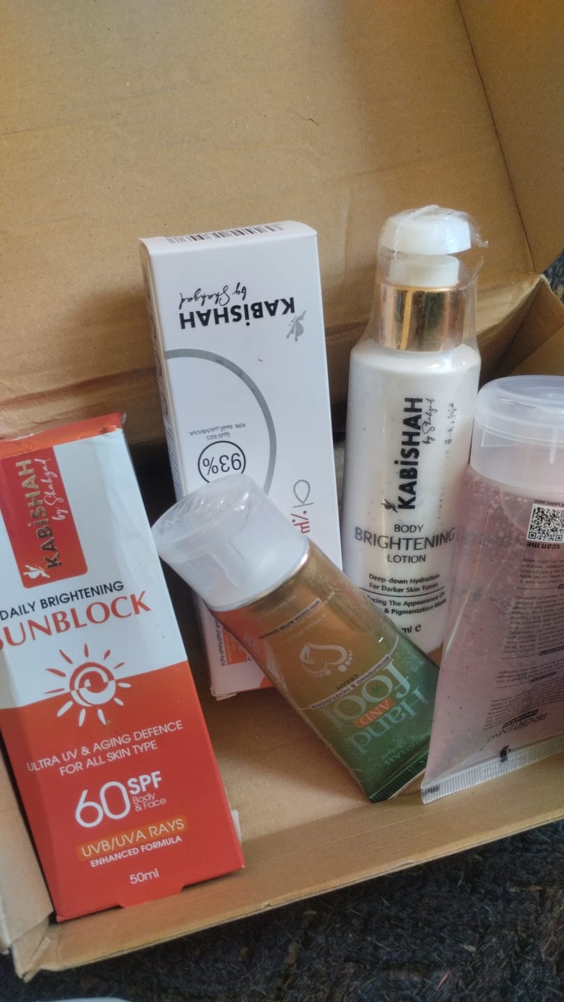 Customer photo review of Hand & foot Brightening and Moisturizing Cream