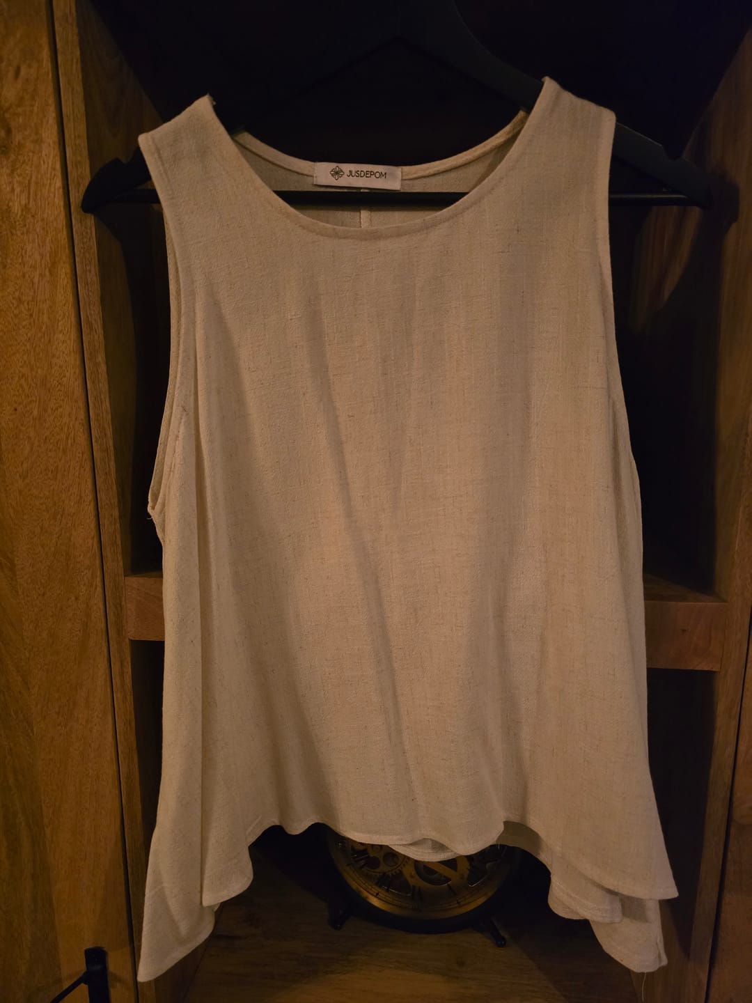 Customer photo review of LISANNE LINEN TOP