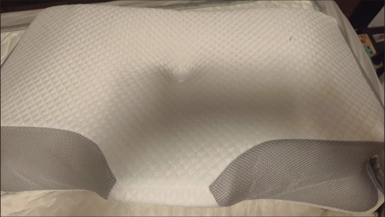 Customer photo review of Almohada cervical ergonómica