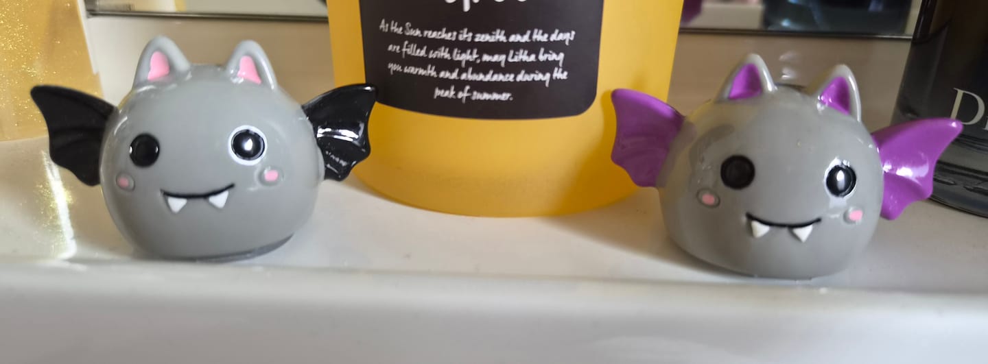 Customer photo review of Fledermaus Lippenbalsam – Lippenpflege im Fledermaus Behälter