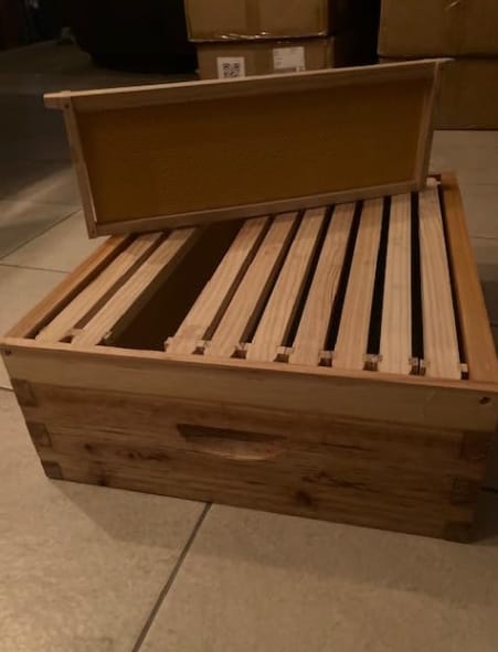 Customer photo review of VLoveBee 10-Frame 4-Layer Cedar Wood Bee Hive Kit – Complete Logo-Free Langstroth Beeswax Dipped Unassembled Hive Includes 2 Deep Boxes and 2 Medium Supers with 40 Plastic Foundation & Wooden Frames
