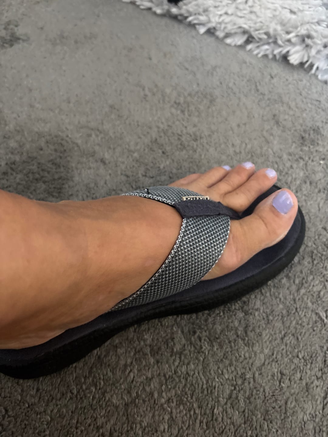 Customer photo review of KickBack Koloa Red Taupe Mesh Mens Womens Unisex Flip Flops