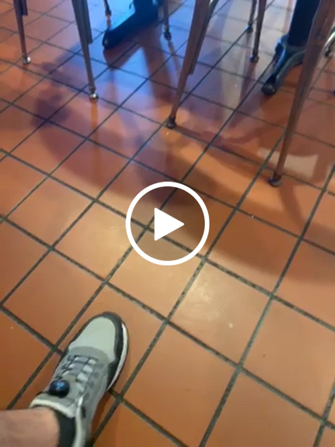 Customer video review of Maven Men's Dial-Lacing Non-Slip Steel Toe Shoes