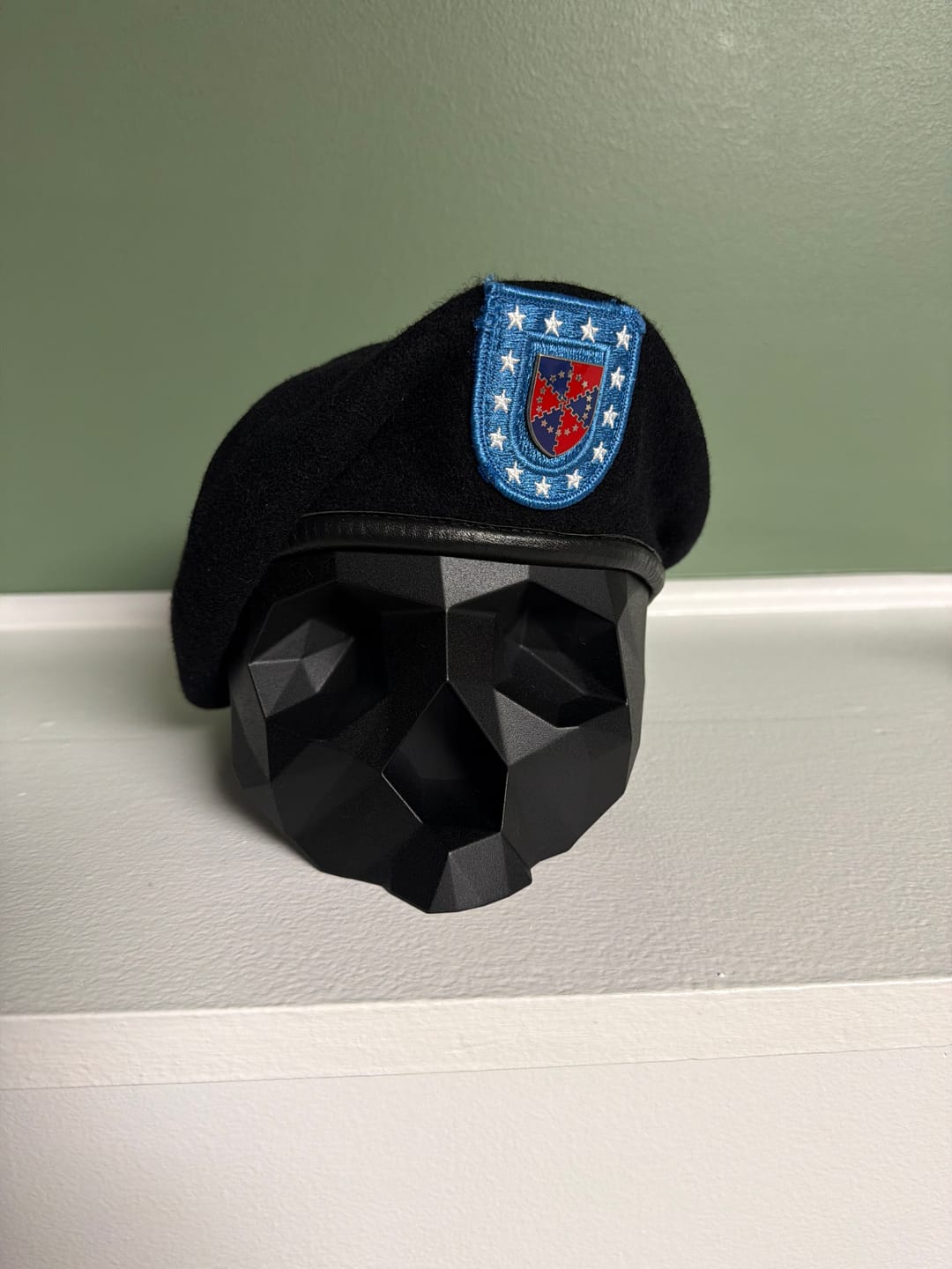 Customer photo review of Black Skull Stand