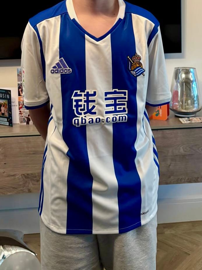 Customer photo review of Kid's Football Shirt Mystery Box