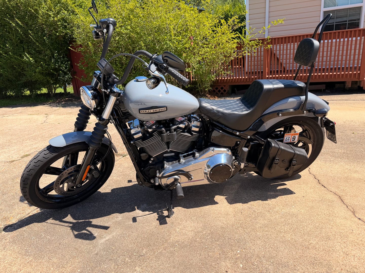 Customer photo review of Iron Born Diamond Stitch 2-Up Seat for Harley Softail Street Bob FXBB/S