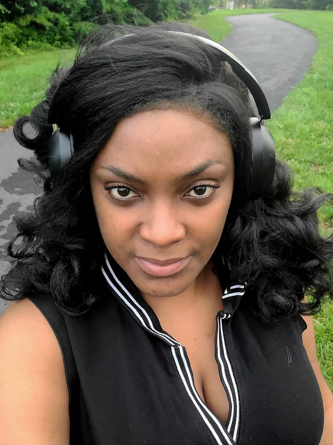 Customer photo review of Sensationnel Curls Kinks Textured Lace Kinky Edges Glueless HD Lace Front Wig - Y-PART KINKY ROLLER SET 16"