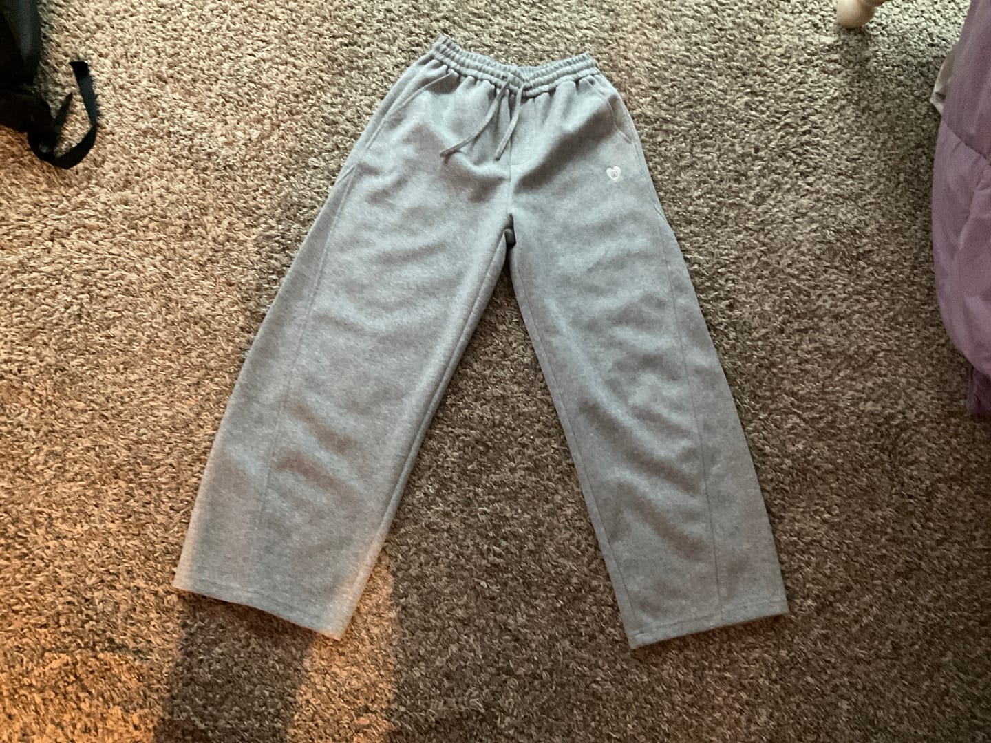 Customer photo review of Aelfric Eden Baggy Sweatpants