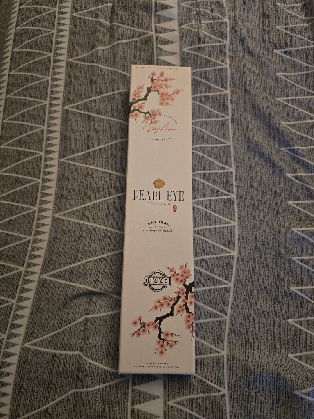 Customer photo review of The Pearl Eye Edition – Signature Knife by JIKKO®