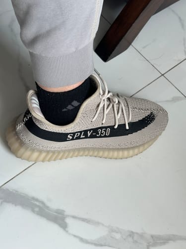 Customer photo review of Yeezy Boost 350 V2 Slate