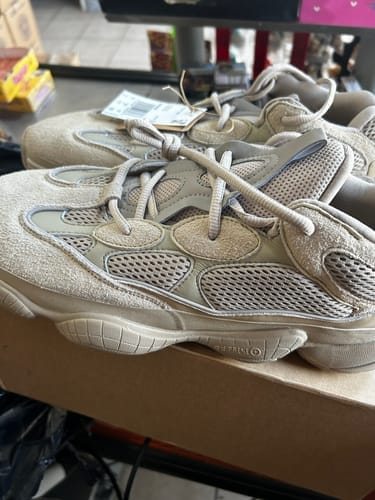 Customer photo review of Yeezy 500 Blush