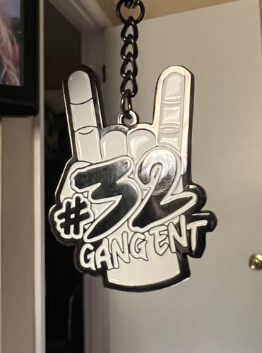 Customer photo review of 32 GANG METAL KEYCHAIN