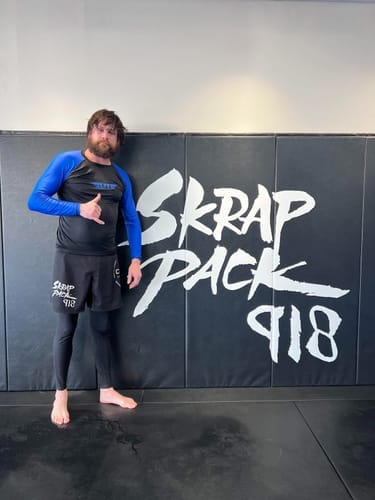Customer photo review of Standard Blue Long Sleeve No-Gi Mens BJJ Rash Guard