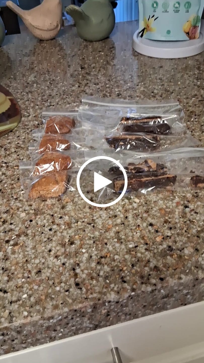 Customer video review of Gluten-Free Pound Cake | Low Carb Lifestyle & No Sugar Added