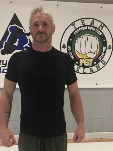 Customer photo review of Standard Black Short Sleeve No-Gi Mens BJJ Rash Guard