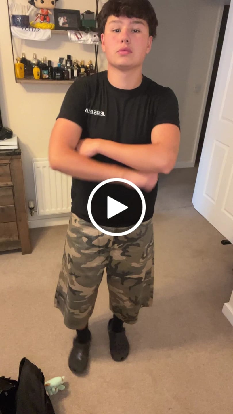 Customer video review of Reptile Camo Shorts