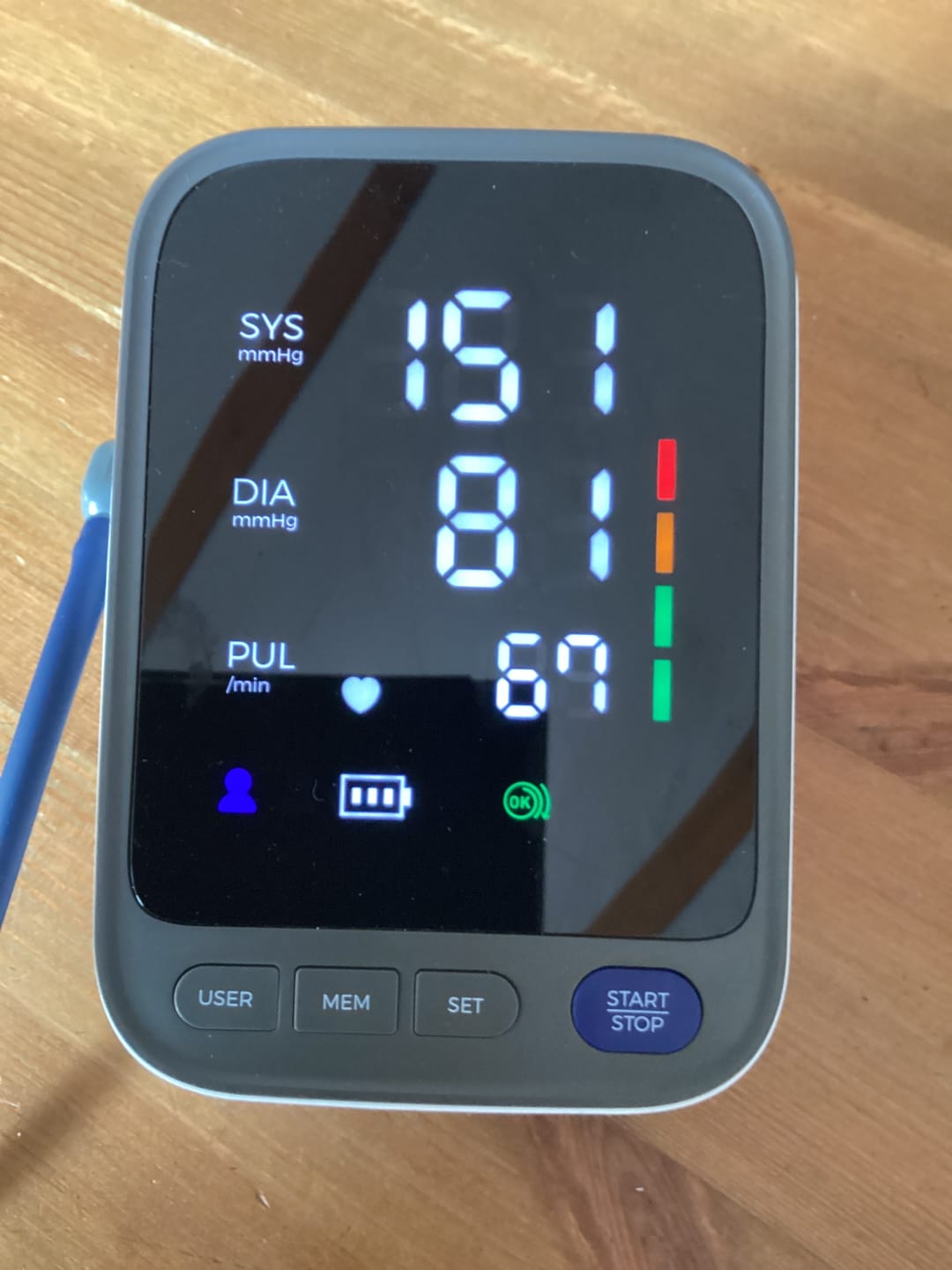 Customer photo review of Blutdruckmessgerät V8 Ultra – Next-Gen Präzisionssensor für klinisch genaue Messungen
