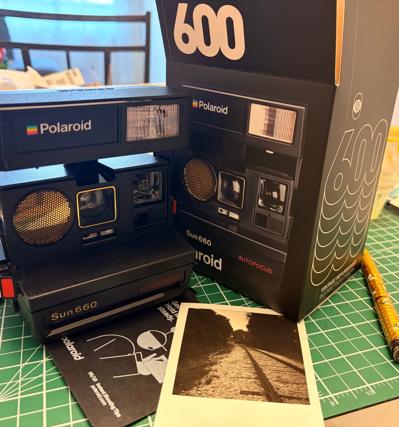 Customer photo review of Polaroid 600 Sun660 Autofocus Instant Film Camera