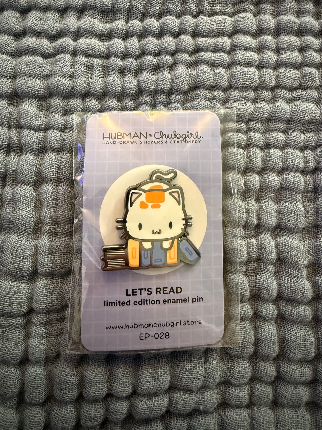 Customer photo review of Let's Read Pin