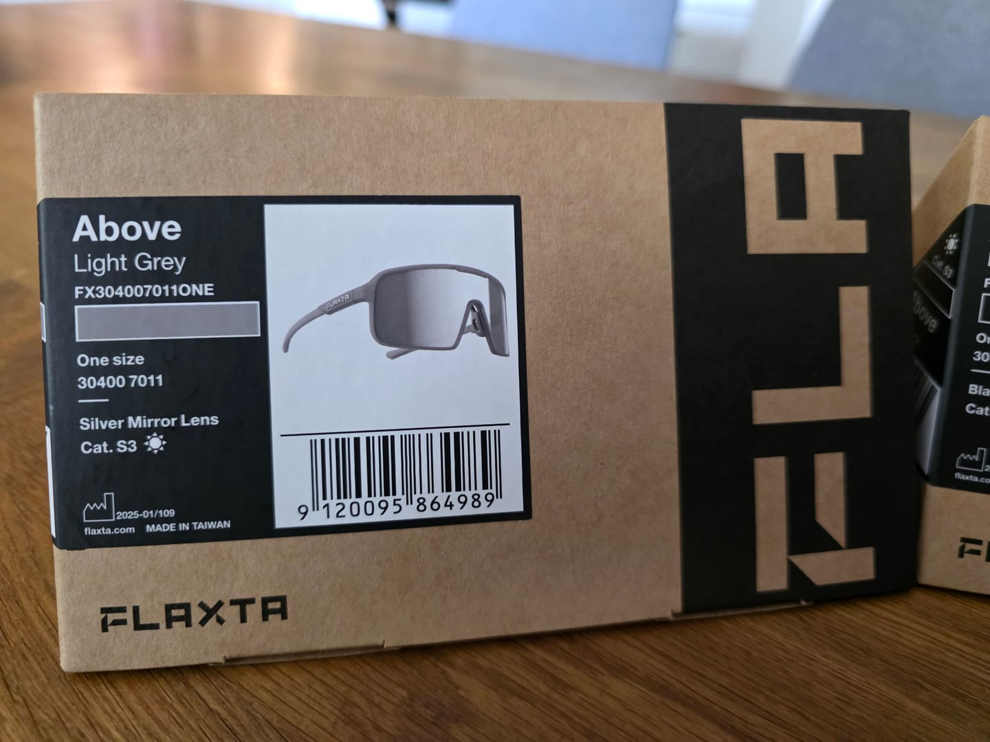 Customer photo review of Above