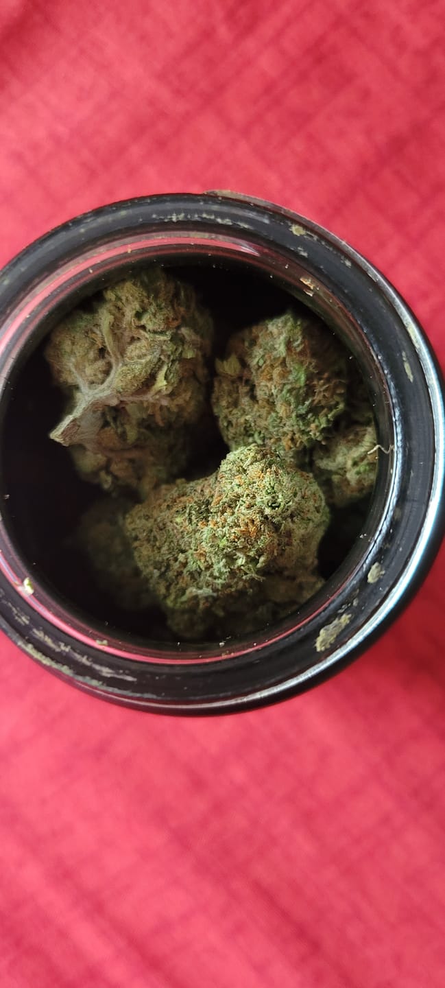 Customer photo review of Jager Sour Diesel - 28 Grams Littles - Sativa