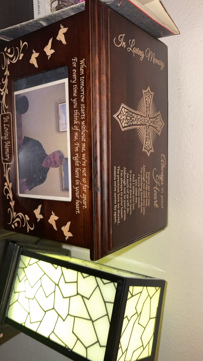 Customer photo review of Classic Design Friendship Lamp – Long Distance Wi-Fi Touch Lamp | Stay Connected Anywhere
