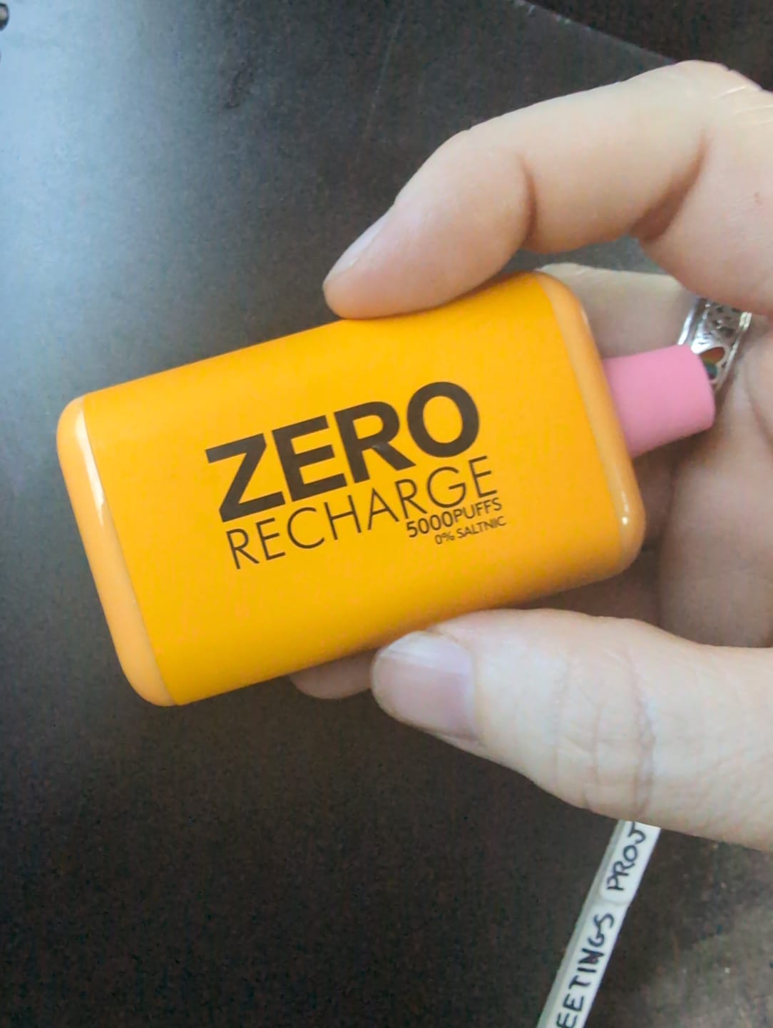 Customer photo review of Fume Recharge Zero 5000 Puffs