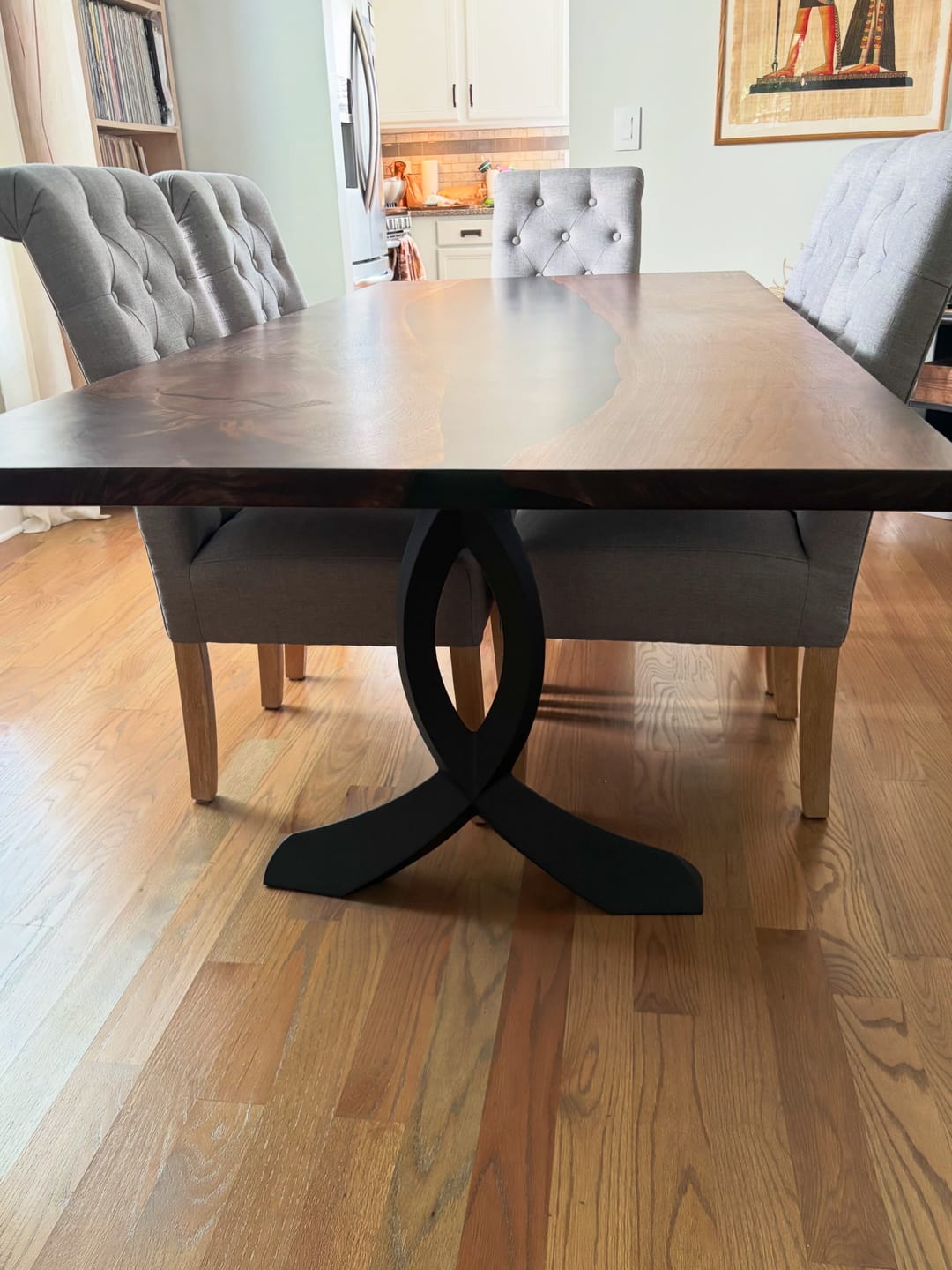 Customer photo review of 418 Curva 28" H Dining Table Curved Legs for Live Edge Wooden Slap