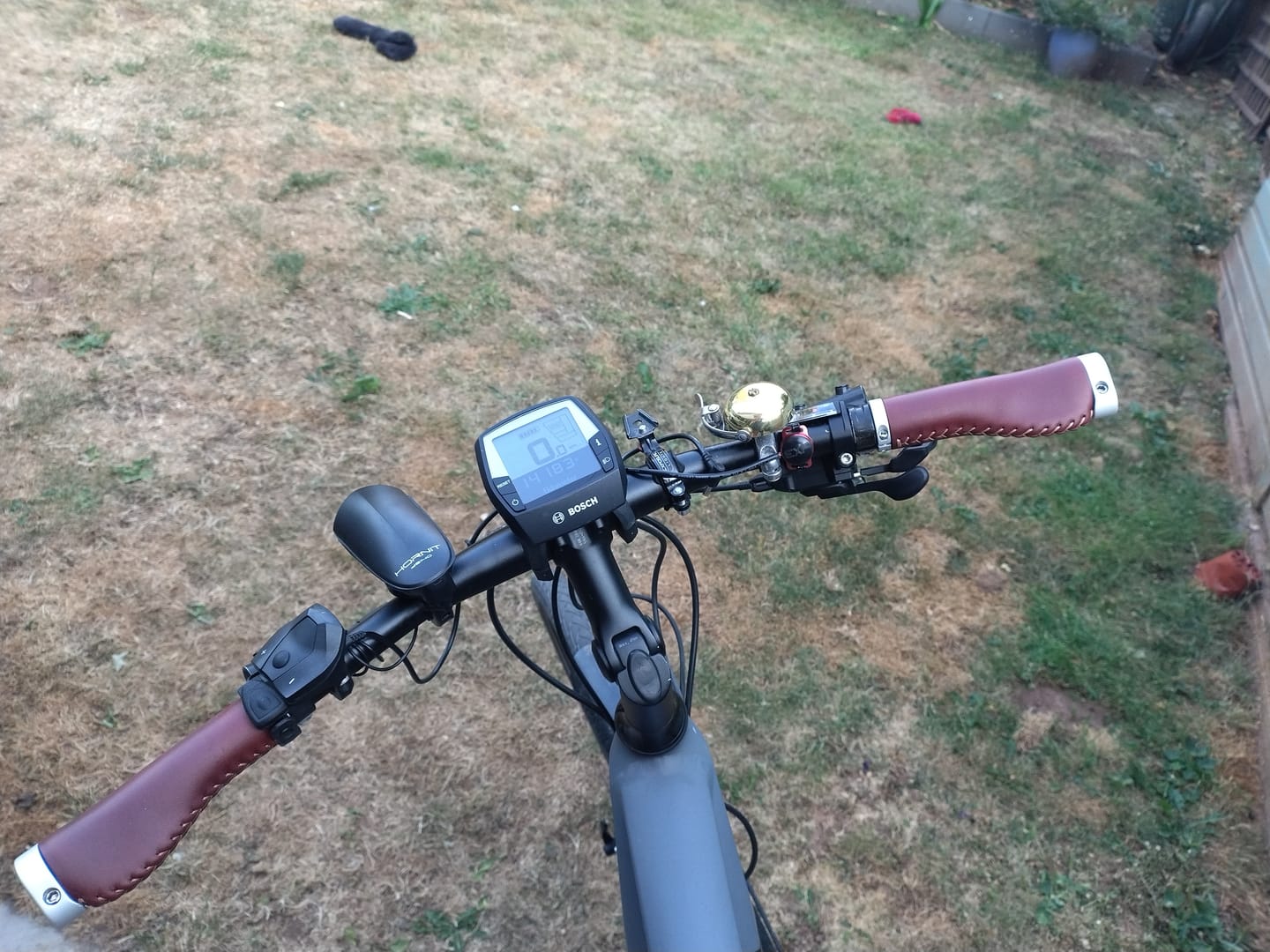 Customer photo review of Temple Ergonomic Leather Grips - Dark Brown