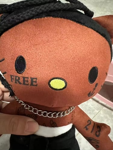 Customer photo review of Hello Kitty Travis Scott