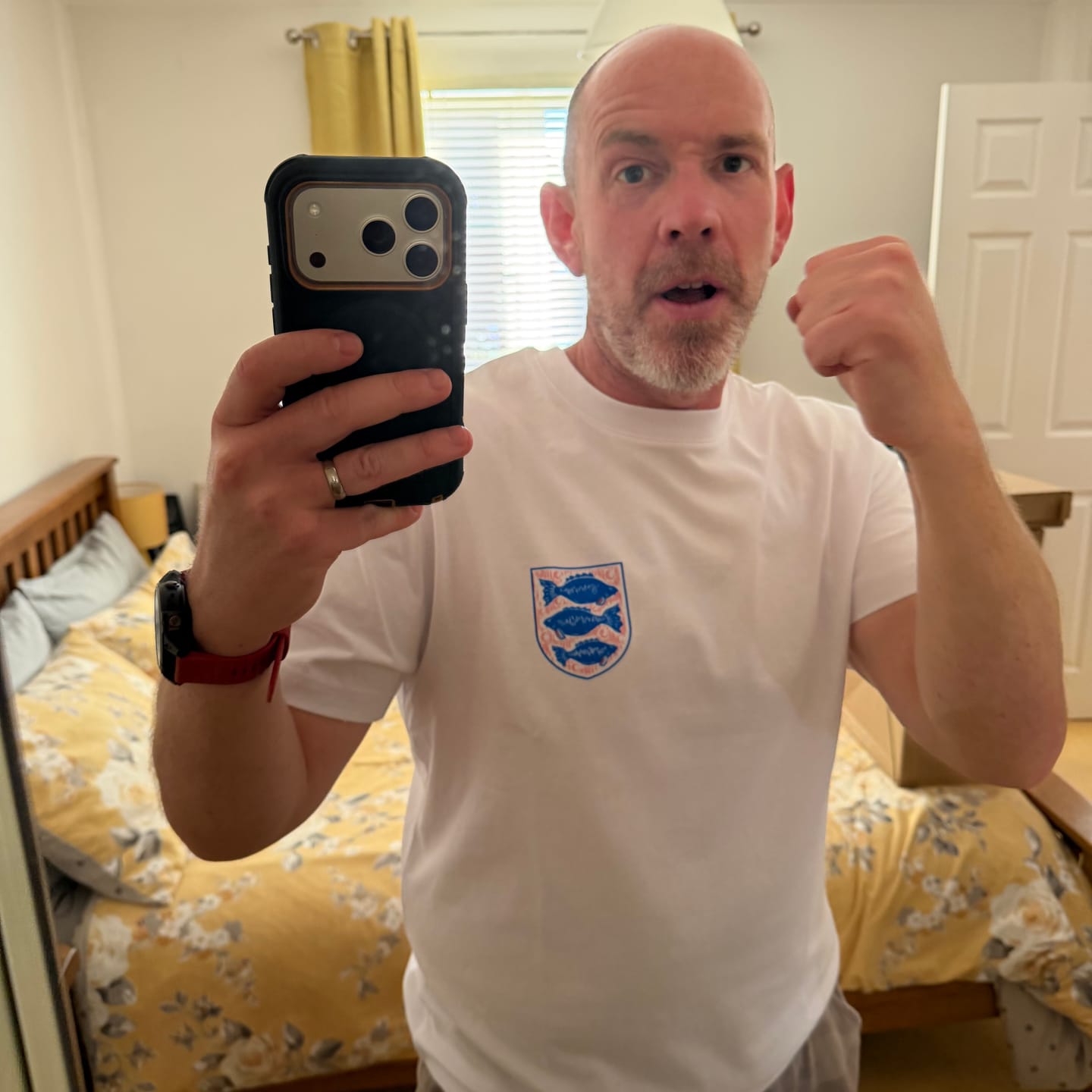 Customer photo review of England World Carp T-Shirt