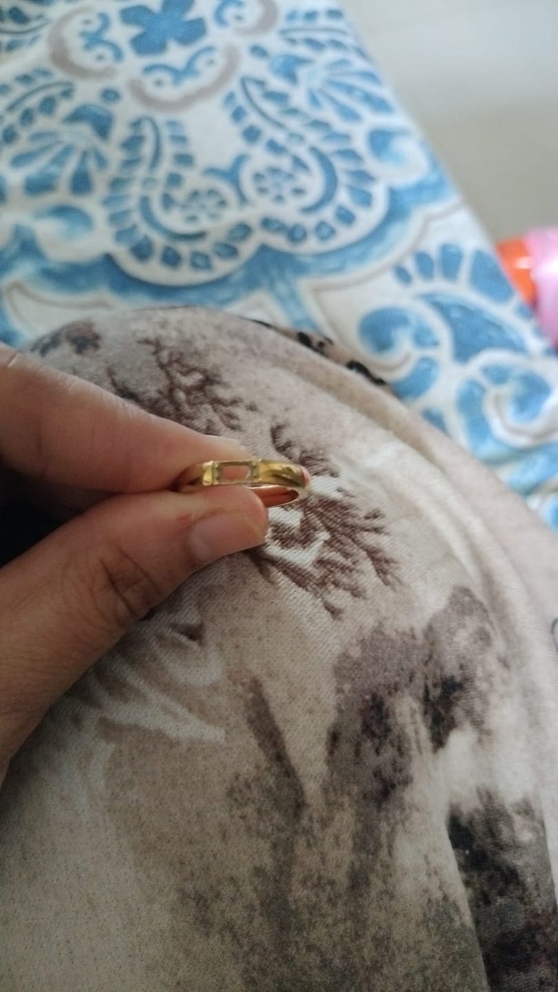 Customer photo review of Recta Spark Band Ring