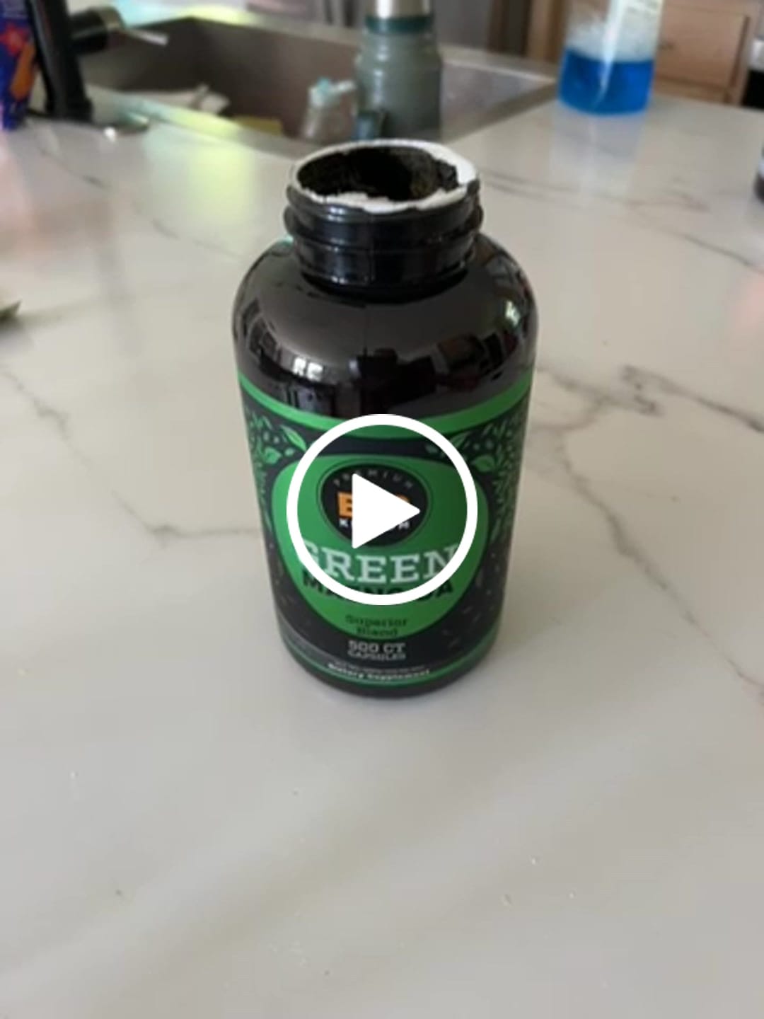 Customer video review of EXP Premium Green Maeng Da Blend Kratom Capsules - Lab Tested
