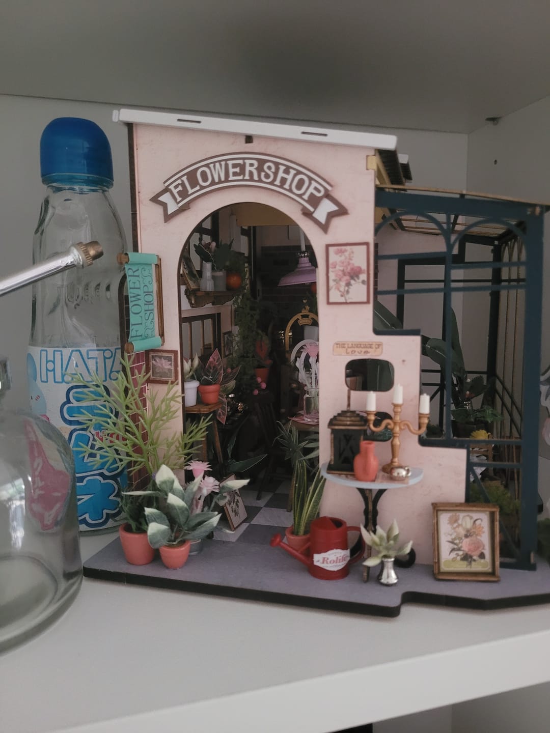 Customer photo review of Rolife DIY Mini House - Casas Miniatura Emily's Flower Shop