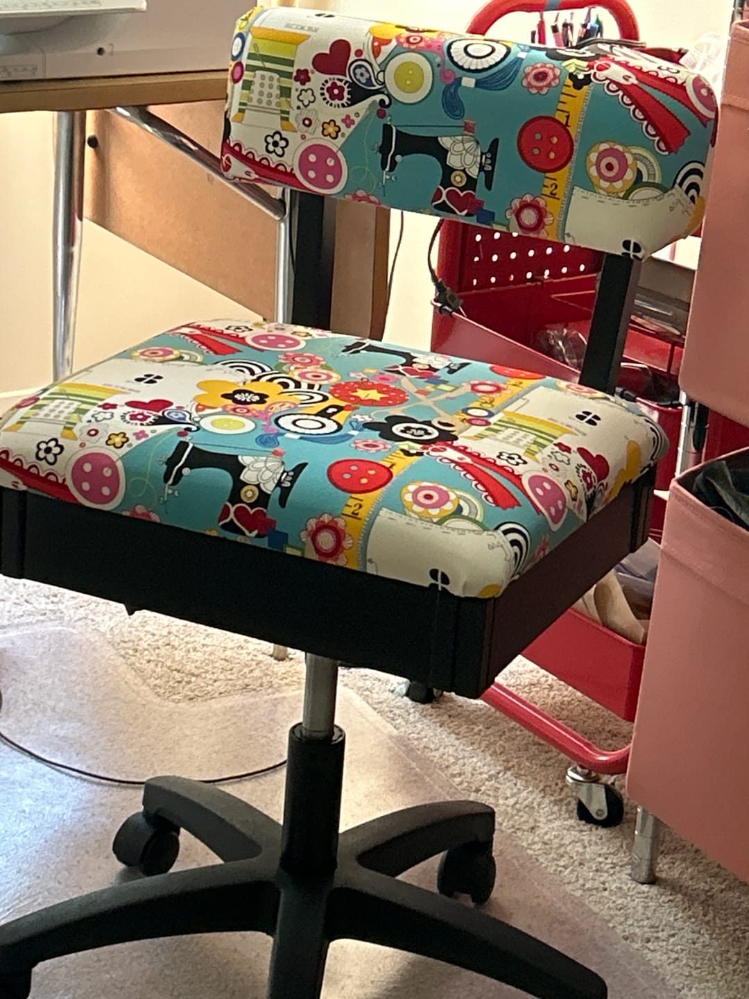 Customer photo review of Arrow Hydraulic Sewing Chair