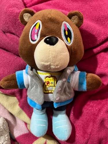 Customer photo review of Peluche oso Graduation Kanye West