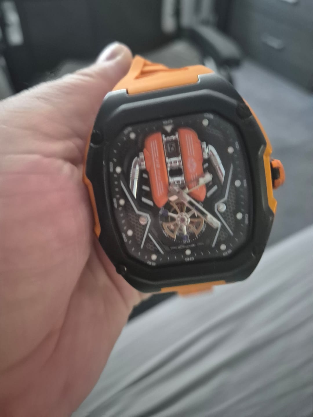 Customer photo review of HMN V12 Prestige